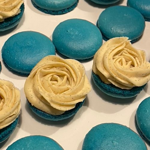 franzis-welt-hochzeitstorten-backwaren-cupcakes-rheinfelden1