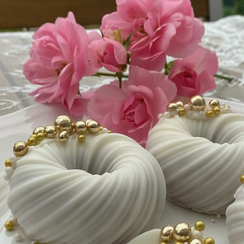 franzis-welt-hochzeitstorten-backwaren-cupcakes-rheinfelden11